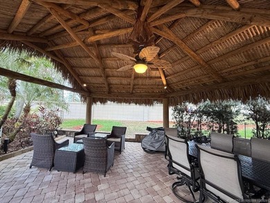Immaculate and truly move-in ready! This spacious 2,868 sq. ft - photo 7