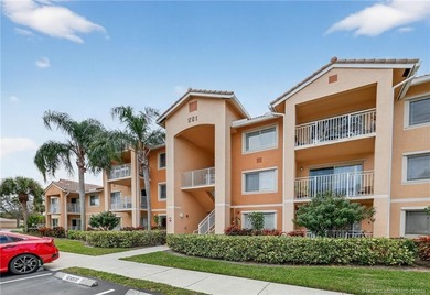 Lake Condo For Sale in Port Saint Lucie, Florida