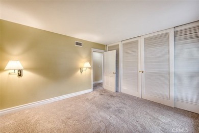 First time on the market in nearly 40 years! Exceptional - photo 16