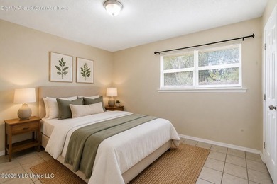 Beautifully updated 4-bedroom, 2-bath brick home with a - photo 19
