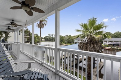 WATERFRONT LIVING AT ITS FINEST! Situated on the beautiful - photo 4
