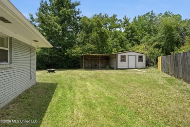 Beautifully updated 4-bedroom, 2-bath brick home with a - photo 34