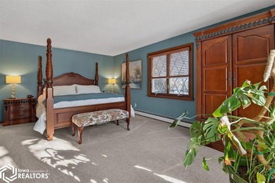 Mid-Century Modern Charm on Nearly an Acre! Step into a home - photo 34