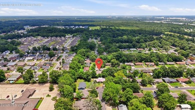 Beautifully updated 4-bedroom, 2-bath brick home with a - photo 40