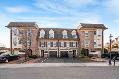 (private lake, pond, coastal) Condo For Sale in Bayside New York