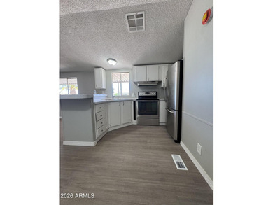 Welcome to your future home in the GATED, pet-friendly community - photo 4