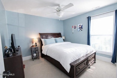 LOWCOUNTRY LIVING AT ITS BEST! This beautifully maintained - photo 12
