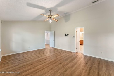 Peace of mind included! Seller offering a new roof before - photo 20