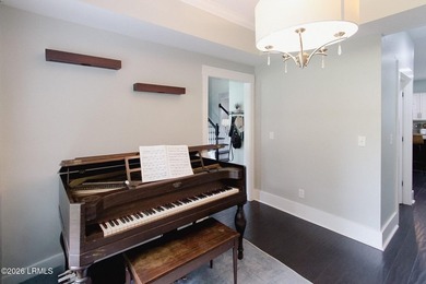LOWCOUNTRY LIVING AT ITS BEST! This beautifully maintained - photo 23
