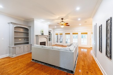 Welcome to your dream home where entertainment and relaxation - photo 7