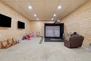 If you've been looking for acreage with room to spread out, this - photo 38