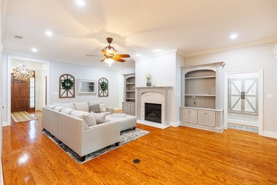 Welcome to your dream home where entertainment and relaxation - photo 8