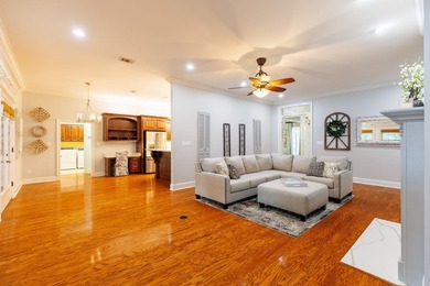 Welcome to your dream home where entertainment and relaxation - photo 10