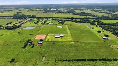 If you've been looking for acreage with room to spread out, this - photo 46