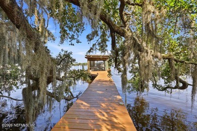 Surrounded by magnificent oaks draped w/ Spanish moss & - photo 7