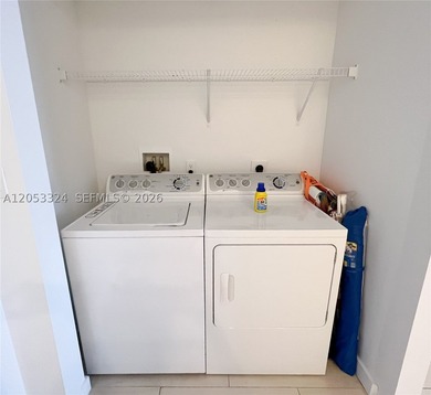 Best-priced SOUTH VIEW unit in the building and surrounding - photo 9