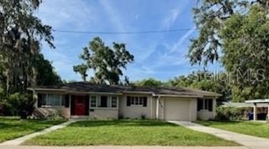 Lake Home For Sale in Lakeland, Florida