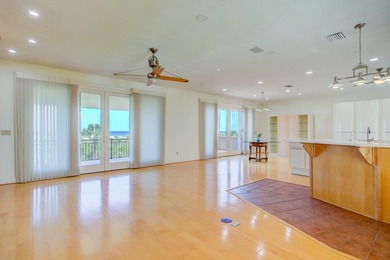 Oceanfront Luxury home with elevator on a large private lot at - photo 8