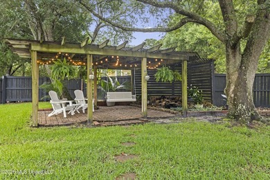 Don't miss this Pass Christian Retreat with Resort-Style - photo 3