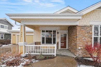 Hard to find, well cared for MacKenzie Place cottage that backs