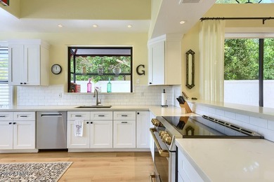 Meticulously maintained single level beautifully updated-just - photo 8