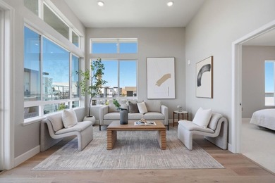 Top-floor, corner-unit penthouse in Communications Hill, 3 bed - photo 4