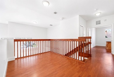 Discover this beautiful and spacious 4-bedroom, 3-bathroom - photo 8