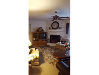 Set on approximately 4 picturesque acres just outside West Fork - photo 4