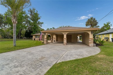Waterfront canal home in beautiful Homosassa, FL a boater's and - photo 2