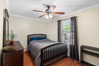 This fully furnished, move-in ready home features 3 bedrooms and - photo 14