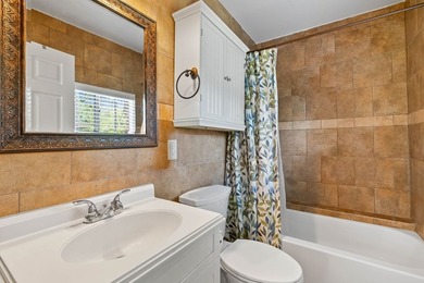 This fully furnished, move-in ready home features 3 bedrooms and - photo 15