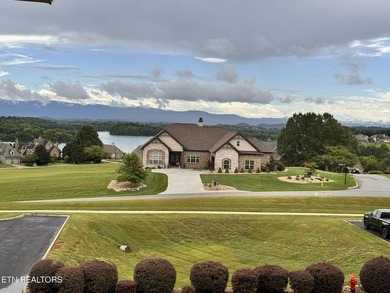 Turn-Key Lakeside Living in Rarity Bay - Vonore, TN Discover - photo 20