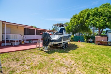 Spacious 4-Bedroom, 3-Bath Home on Expansive Lot with Fruit - photo 28