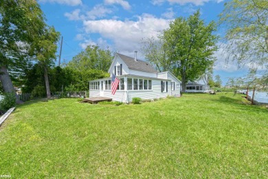 St Clair River Home For Sale in Harsens Island Michigan