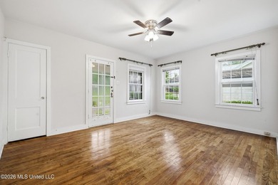 Don't miss this incredible value in a prime coastal location! - photo 2