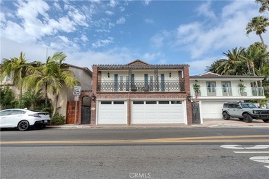 A premier Newport Harbor lifestyle awaits at 205 Via Lido Soud - photo 3
