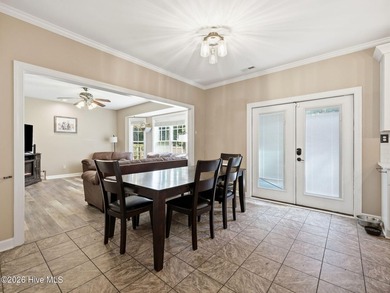 DO NOT MISS THIS HOUSE. LOCATION, LOCATION, LOCATION on an - photo 12