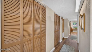 Located in the highly desirable Boulevard Executive Park, this - photo 22
