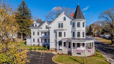 Experience a one-of-a-kind residence along the scenic Assonet - photo 2