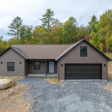 Pocono Woodlands Lake  Home For Sale in Milford Pennsylvania