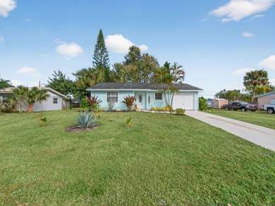St. Lucie River Home For Sale in Stuart Florida