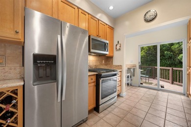 Charming Tudor-Style Colonial Located In Prestigious Great Neck - photo 11