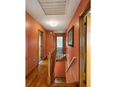 Spacious, 5 bedroom, 2 bath colonial in the Newport Beach - photo 16