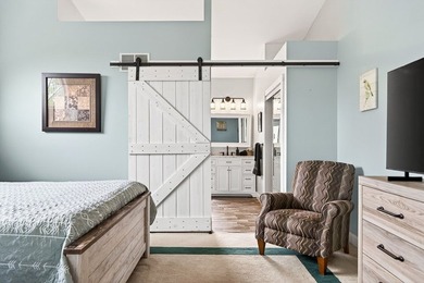 Opportunity awaits with this beautifully designed 17.52-acre m/l - photo 16