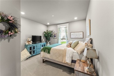 You don't want to miss this beautiful custom-built 3-bedroom - photo 22