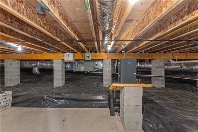 You don't want to miss this beautiful custom-built 3-bedroom - photo 26