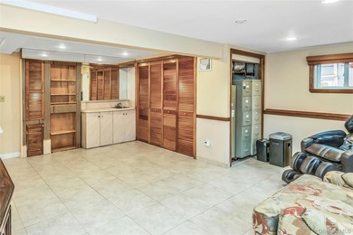 WELCOME TO THIS MAGNIFICENT HOME DESIGNED WITH ELEGANCE, COMFORT - photo 28