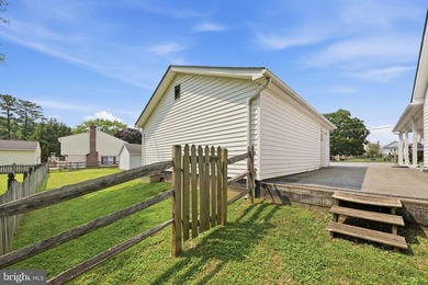 Welcome Home!! To This Has Everything Beautiful 4 Bedroom 2 Full - photo 29