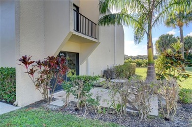 Welcome to this beautifully maintained 2-bedroom, 2-bath - photo 4
