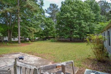 Investor special! Situated on approx. 0.44acre lot with existing - photo 15